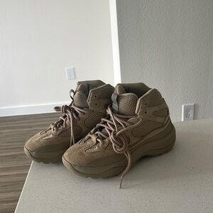Adidas Yeezy Dessert Boot ‘Rock’
